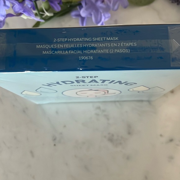 Mary Kay 2 step hydrating sheet mask - Picture 2 of 3